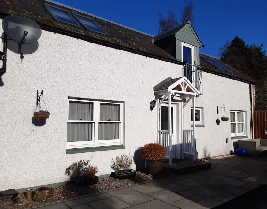 Pinewood Cotage - Country Walks And Relaxation Villa Blairgowrie and Rattray Exterior foto